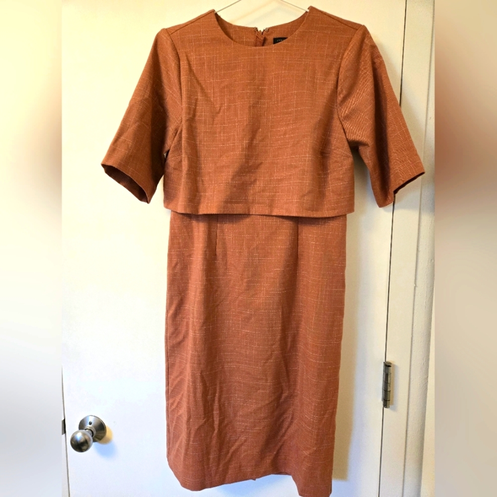 Ann Taylor EUC Peach Striped Suit Dress